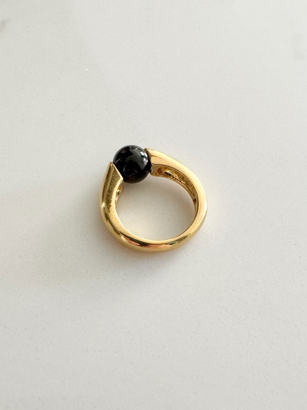 VTG 70s Avon Black Cabochon (Stone) Gold Tone Statement Ring, Stacking sz. 5 - Picture 5 of 17